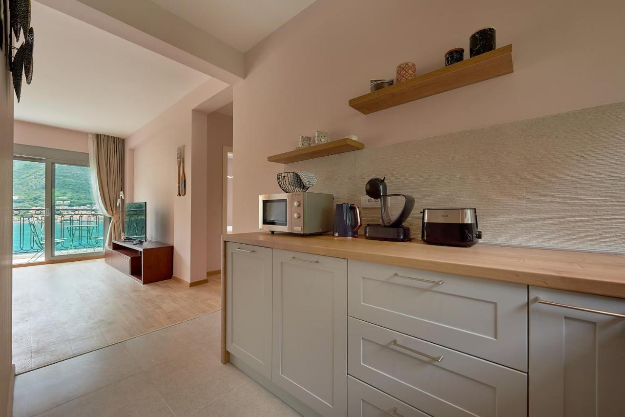 2Montenegro Limeta Apartments With Pool Kotor Buitenkant foto